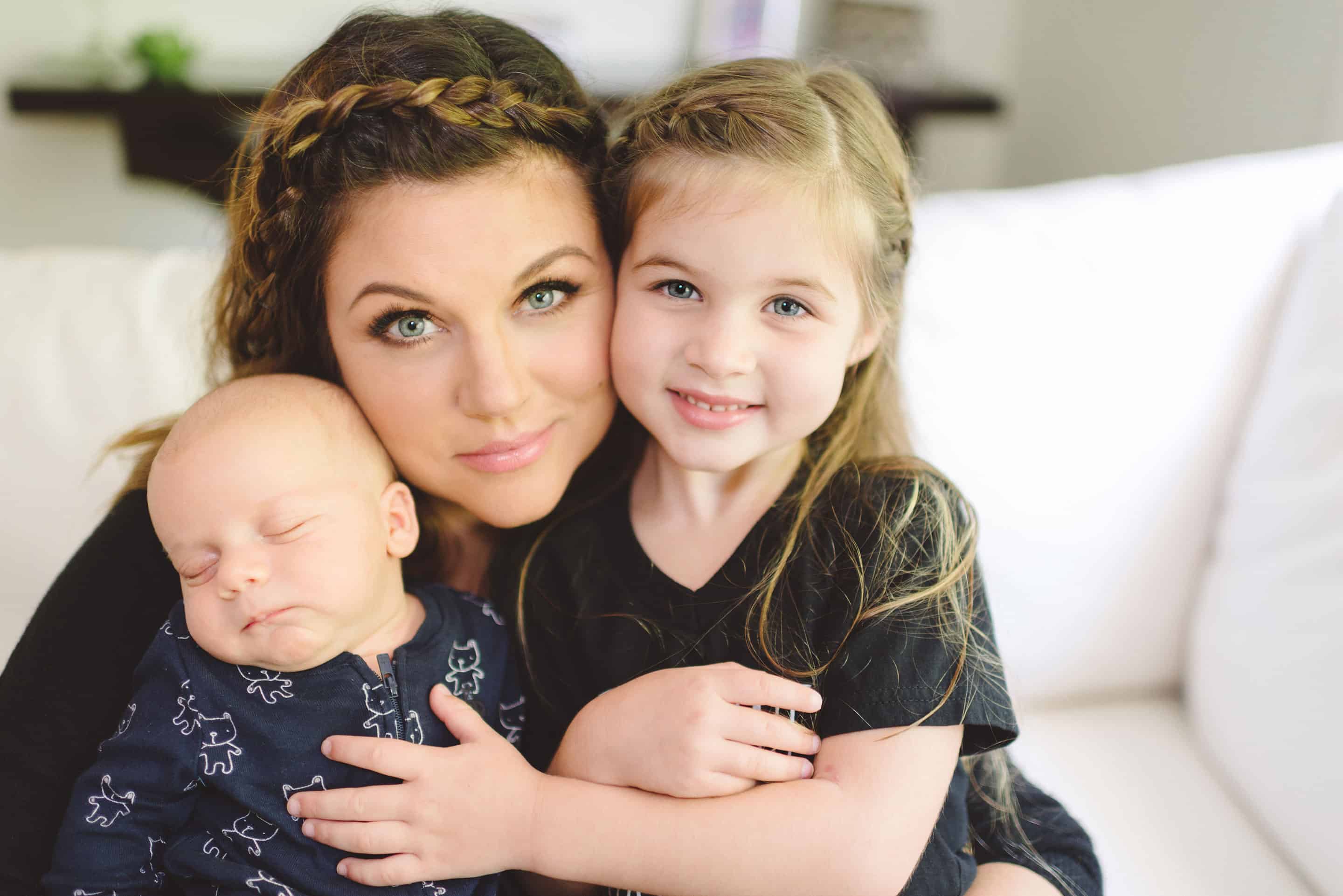 Tiffani Thiessen Mother's Day Giveaway 2016