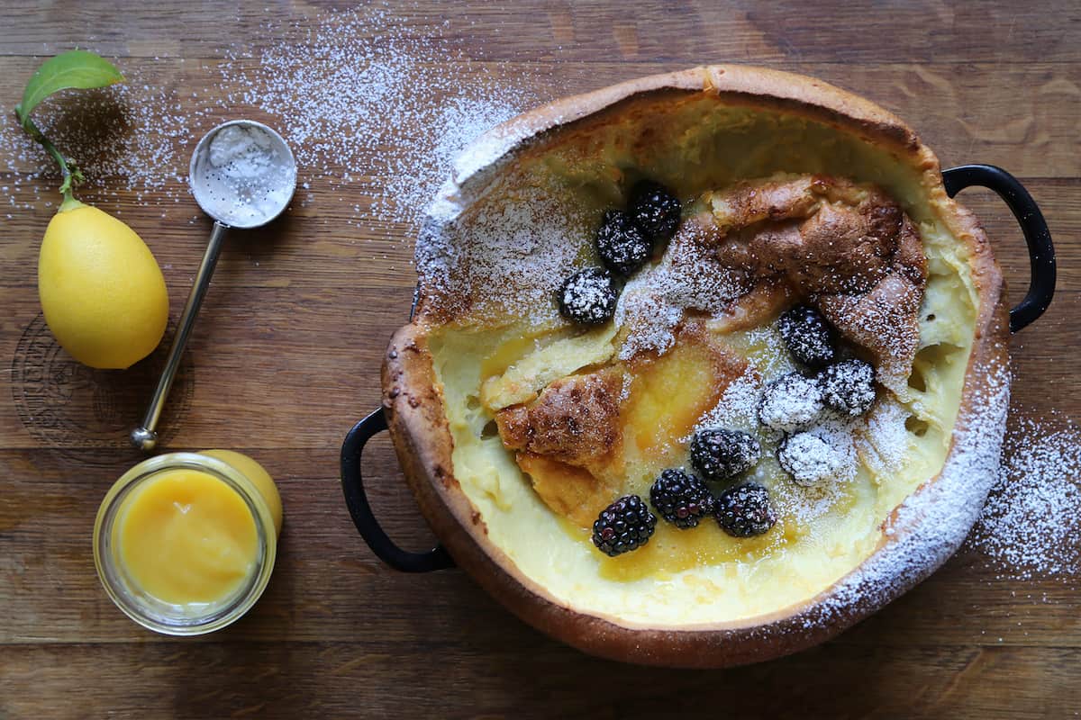 Dutch Baby Pancake -Easy Crispy Oven Pancake