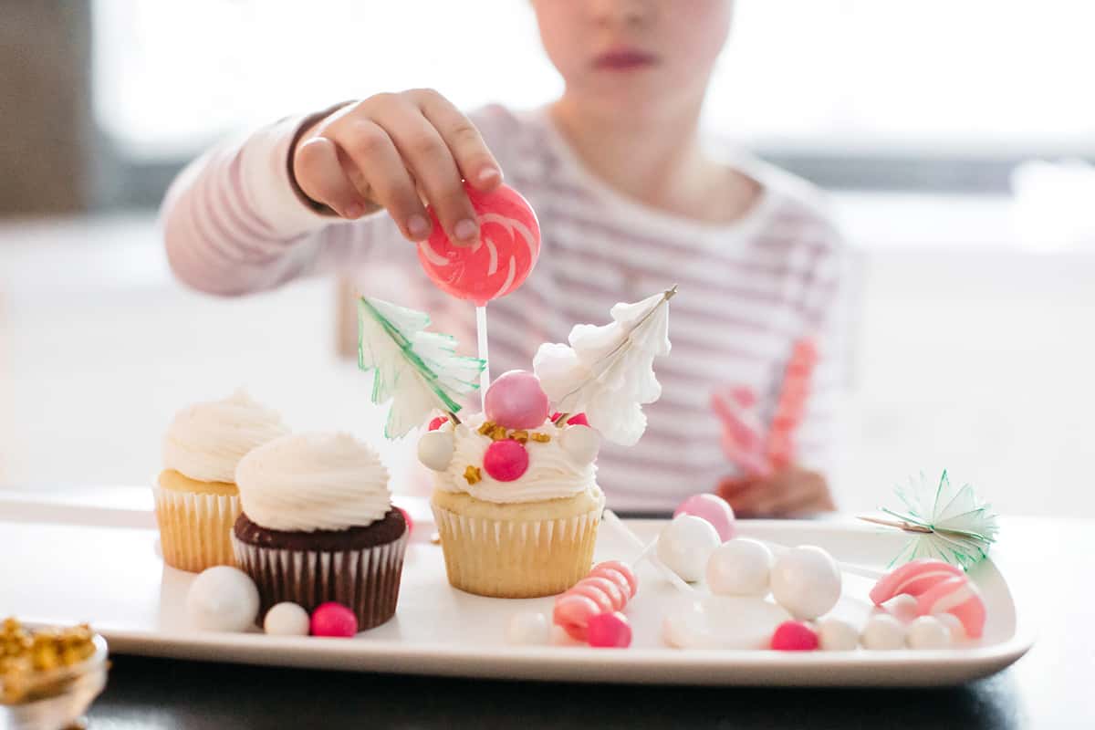 Christmas cupcakes by Jenny Keller and Tiffani Thiessen